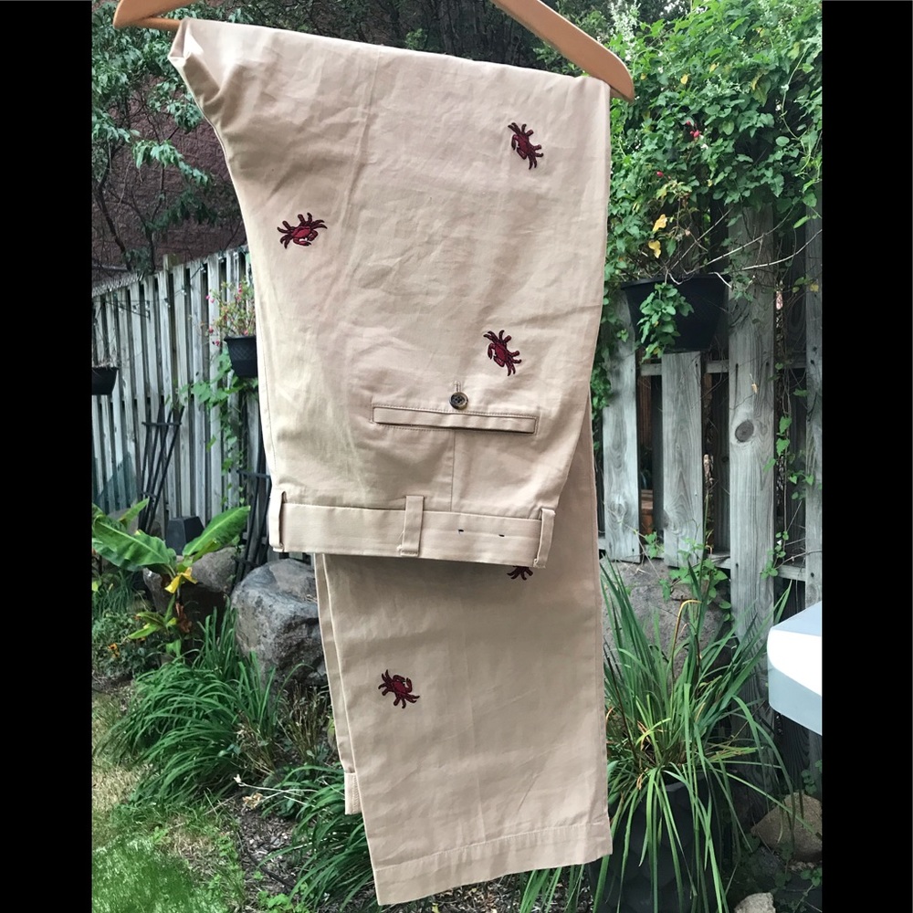 Brooks Brothers chinos crab